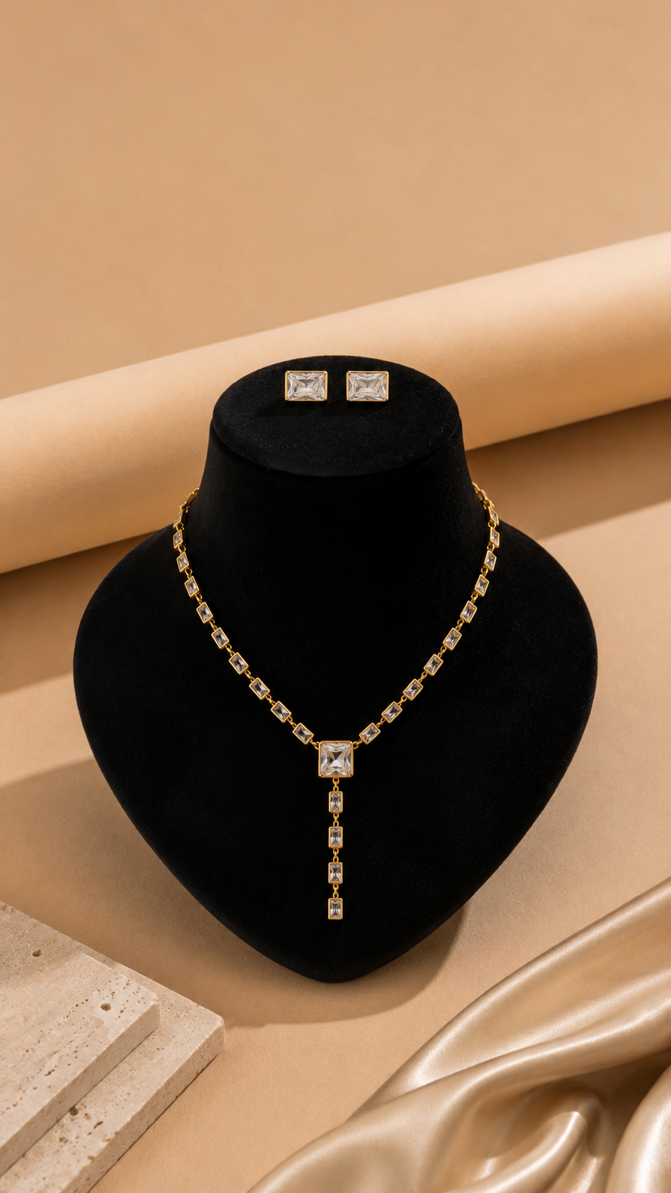 Éclat Drop Necklace